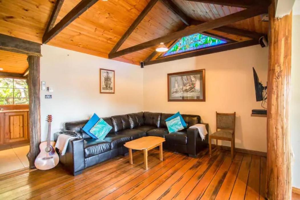 Bruny Island Escapes And Hotel Bruny Alonnah Bagian luar foto