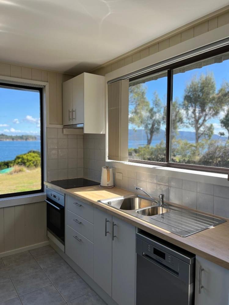 Bruny Island Escapes And Hotel Bruny Alonnah Bagian luar foto