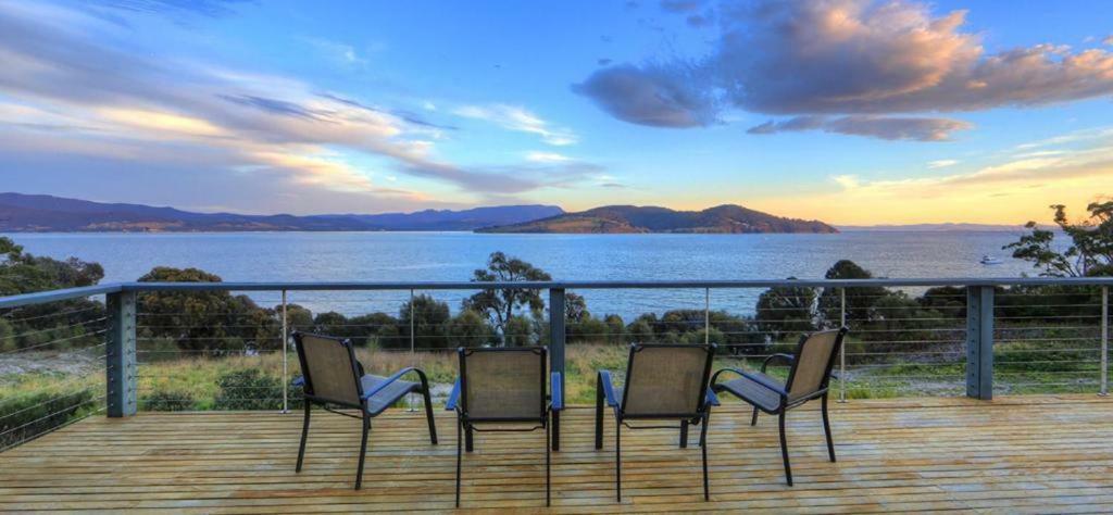 Bruny Island Escapes And Hotel Bruny Alonnah Bagian luar foto